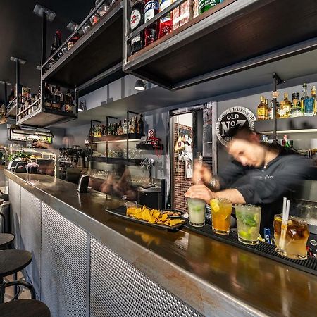 Spritz Bed & Breakfast 콰르투 산텔레나 외부 사진